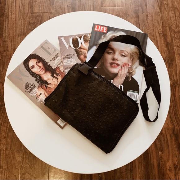 Ziparound Professional Makeup Brush Belt - Picture 2 of 5